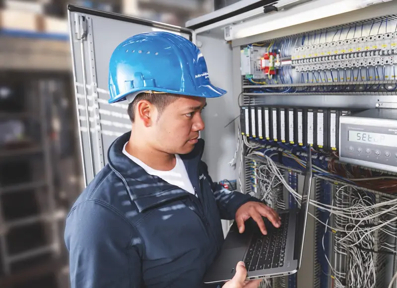 Instalación y puesta en marcha de sistemas de inspección y pesaje
